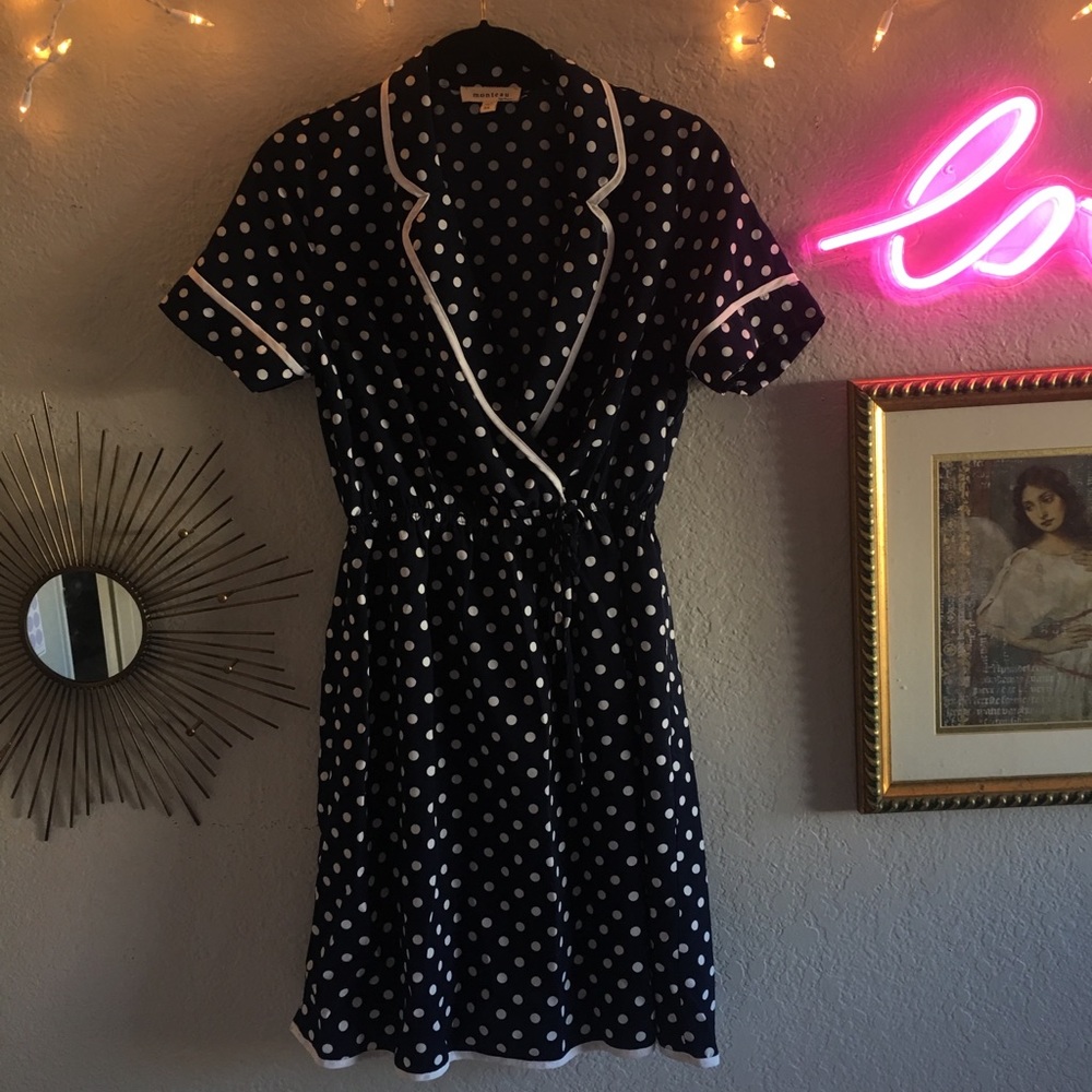 1950s Polka-Dot Collared Dress